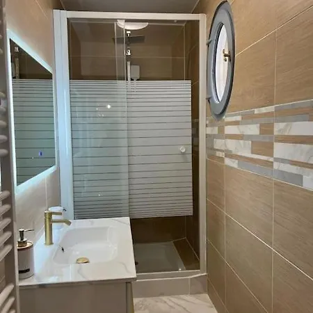 Beau Duplex Au Centre Ville.