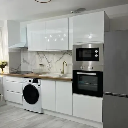 Beau Duplex Au Centre Ville. Apartment