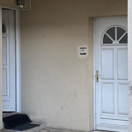 شقة Beau Duplex Au Centre Ville. مانت لا جولي